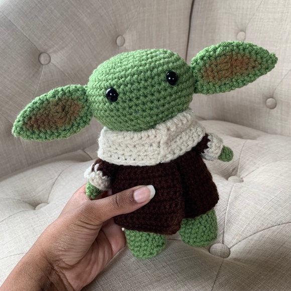 Baby yoda doll - Picture 4 of 4